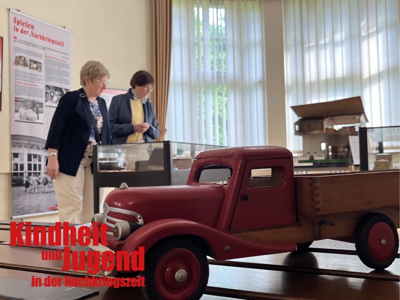 Ausstellung_StV_2025_Kindheit und Jugend in der Nachkriegszeit_14